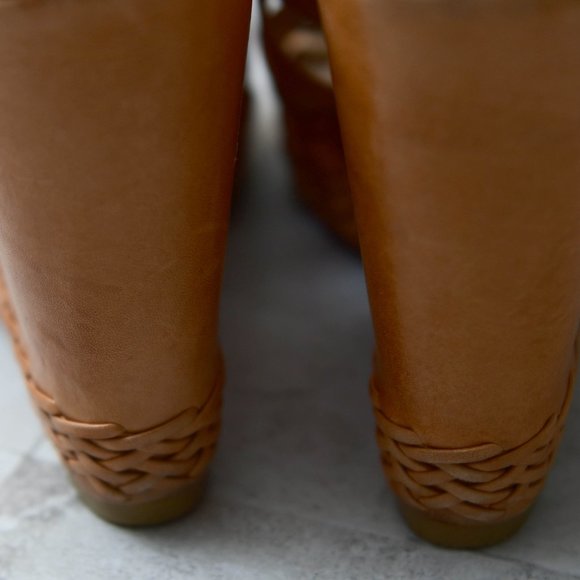 ** SOLD ** - Picture 3 of 8